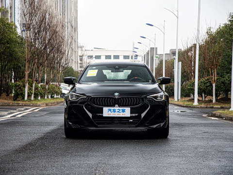 2026�� M240i xDrive