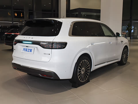 2025�� ���� Ultra ���������� (896�߼����״