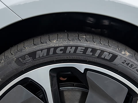 2026�� 100kWh Touring