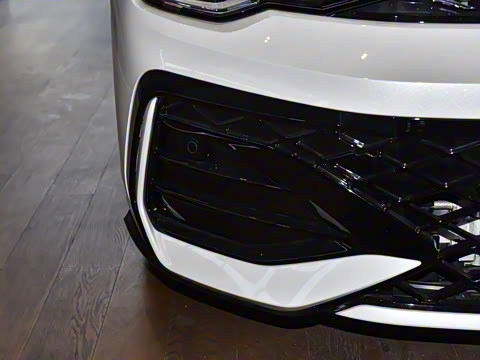 2026�� 300TSI R-Line