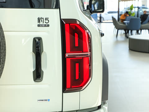 2025�� 210KM ��������Ultra��