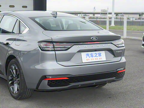 2026  2.0T  EcoBoost  