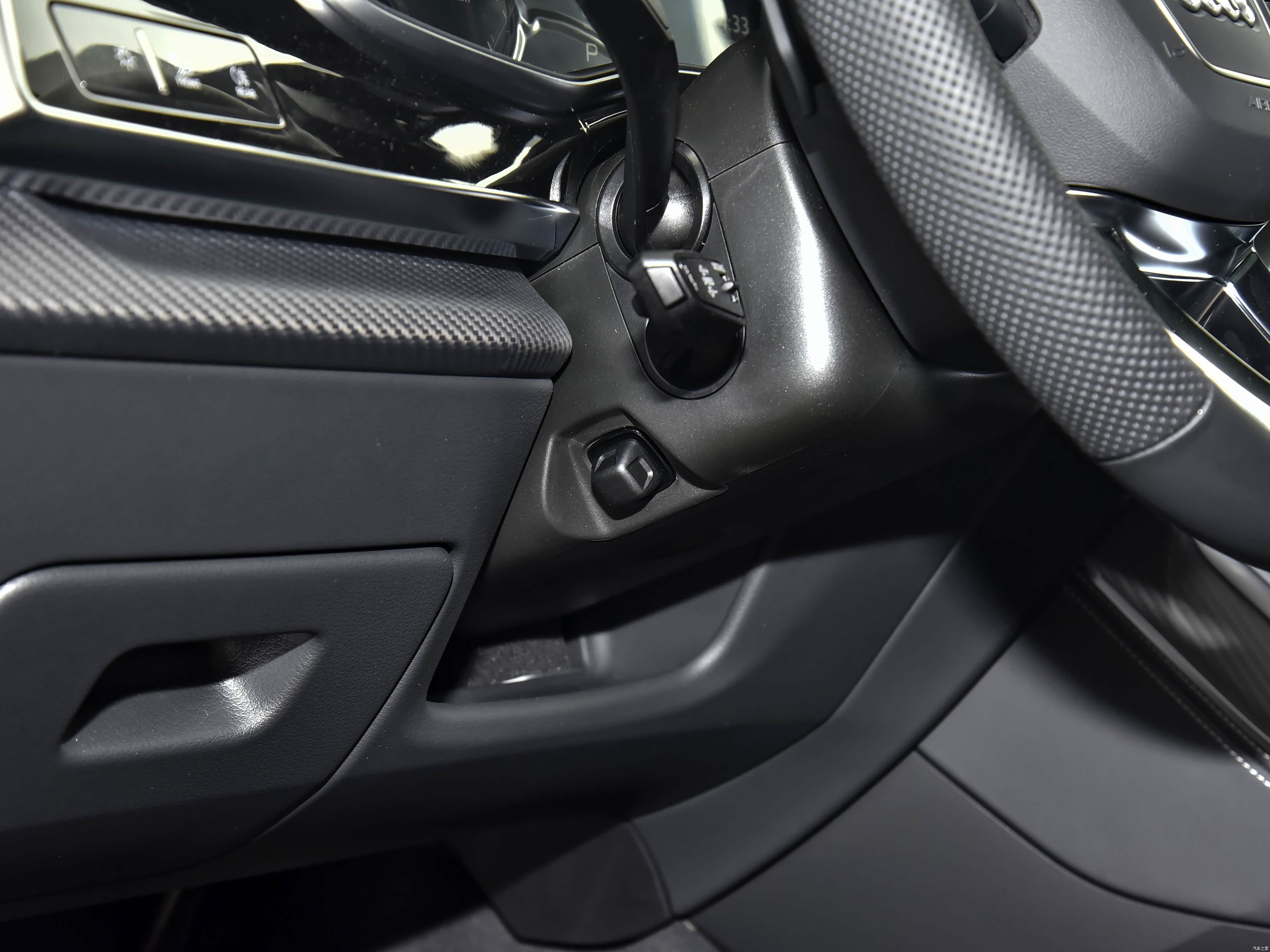Audi SQ8, миниатюра 18