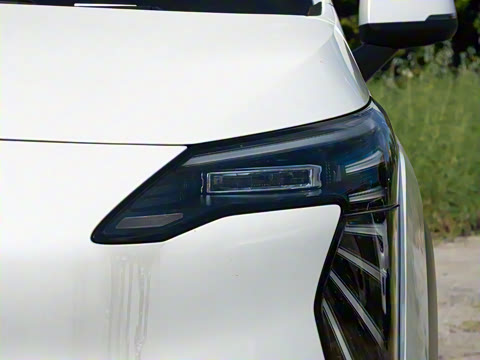 2025�� Plus 430 ������