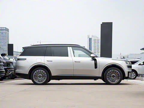 2025�� 2.0T ̽����