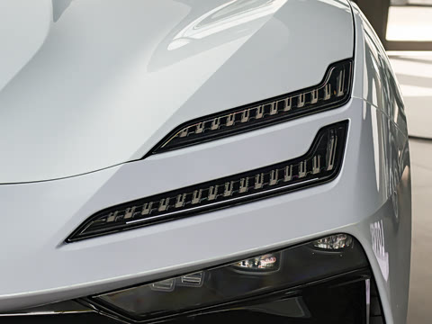 2026�� 600 SE 5��