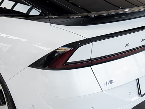 2026�� ���� 725 Max �콢��