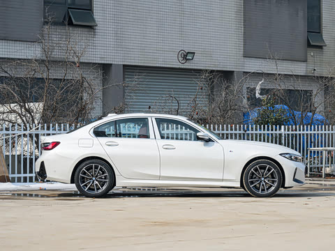 2026�� 325i M�˶���װ