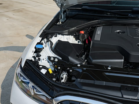 2026�� 325i M�˶���װ