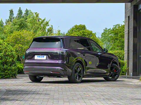 2025�� ���� Ultra ����������