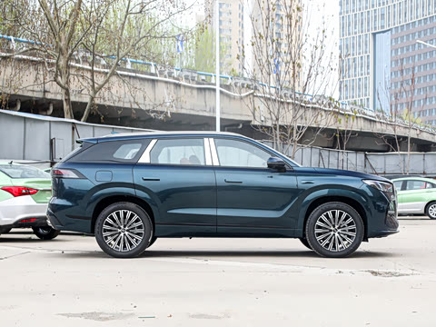 2027�� 2.0T ˫������������