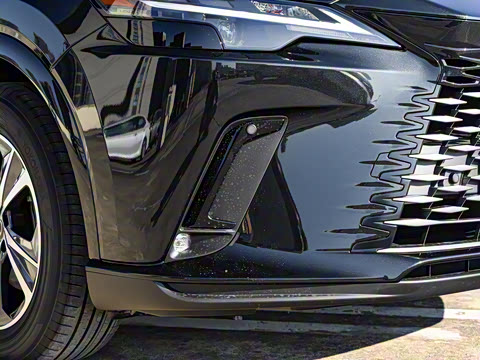 2026�� 300 ����������