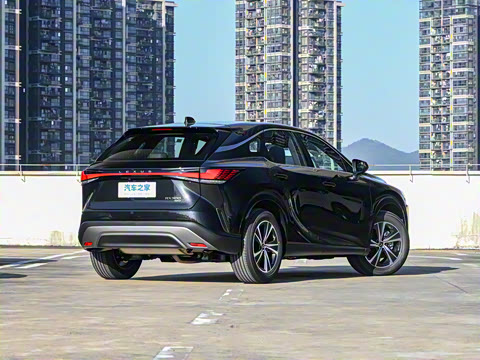 2026�� 300 ����������