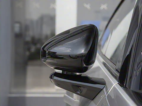 2025�� 702 ������ Ultra