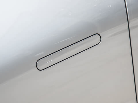 2025�� 702 ������ Ultra