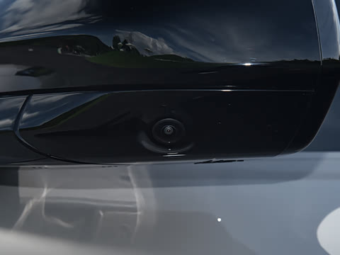 2025�� 240����Ultra