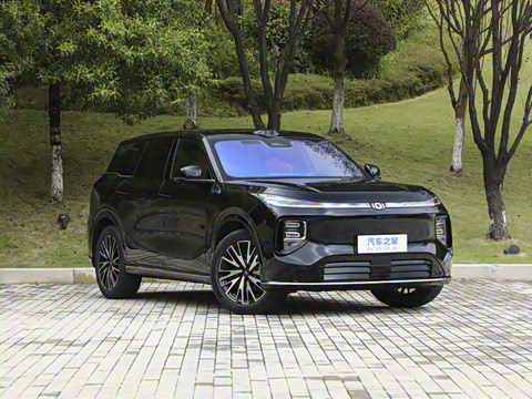 2025�� 215�����콢PLUS