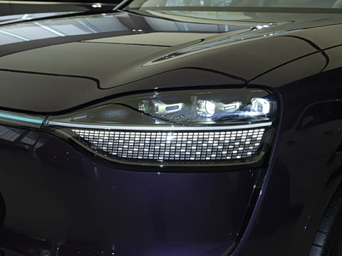 2025�� ���� Ultra�� 52kWh 6����