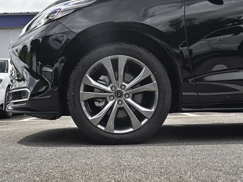 2027�� 2.5L ˫�����������