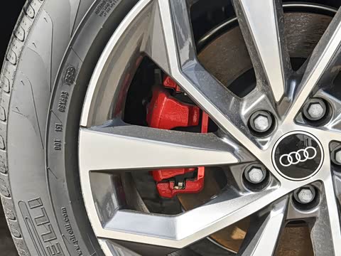 2026�� 45�����ذ� 40 TFSI ʱ�ж�����