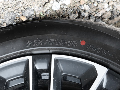 2025�� 60km EM-i ������