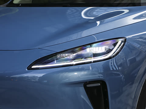 2025�� ���� Pro