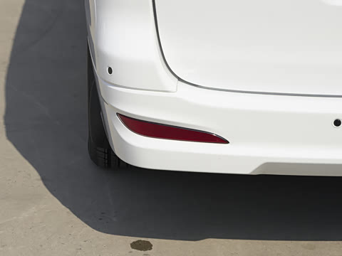 2027�� 2.0L ������ 9��