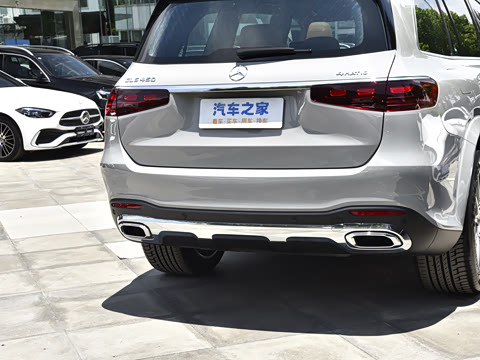 2025�� GLS 450 4MATIC ������