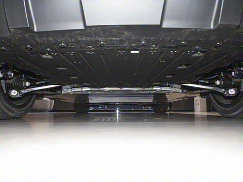 2025�� E ������