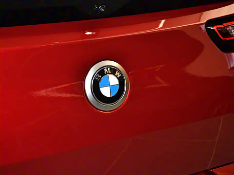 2025�� sDrive25i M�˶���װ