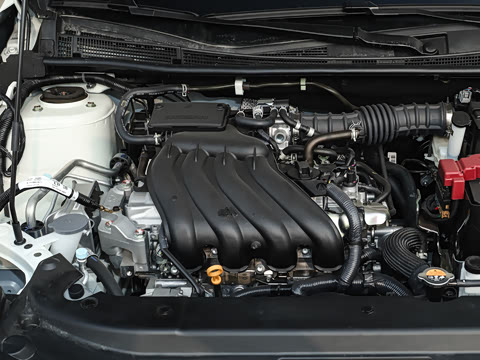 2026�� ���� 1.6L CVT XE �����촰��