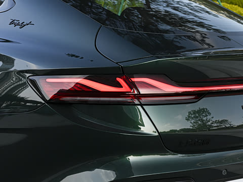 2026�� 2.0T Trophy+ �����Ǽݰ�