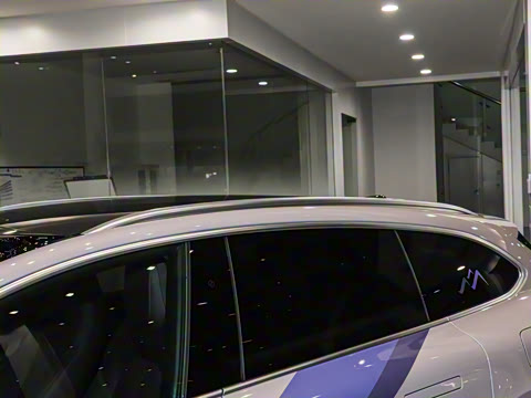 2025�� Զ����װ�޶��� 100kWh Touring