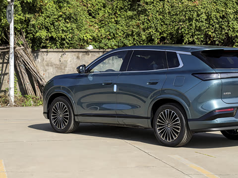 2025�� 185KM�����