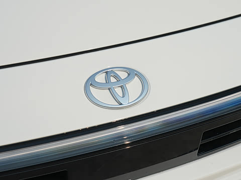 2026�� 1.8L ˫�� ��Ӣ��