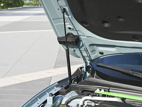 2026�� 2.0T Trophy+ �����Ǽݰ�