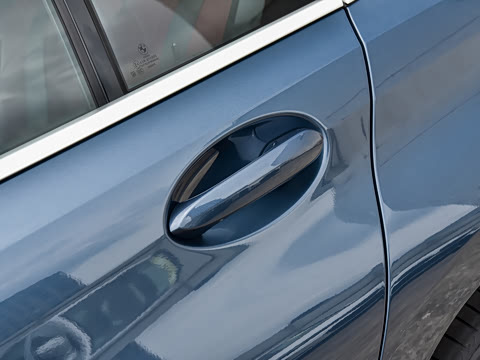 2026�� 325Li M�˶���װ