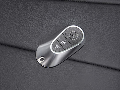 2026�� �Ŀ� CLE 300 4MATIC �����ͽ��ܳ�