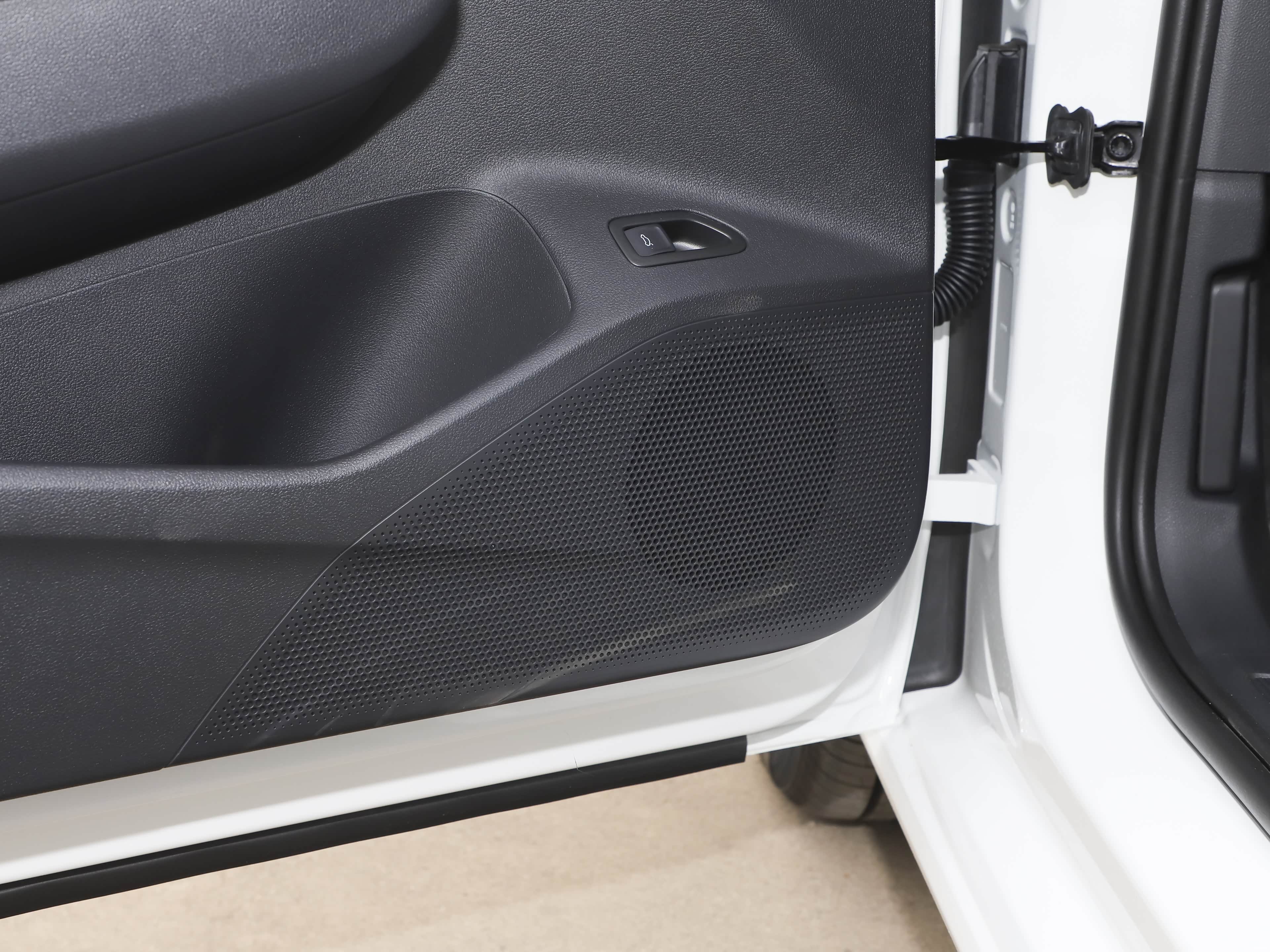 Volkswagen Sagitar, миниатюра 30