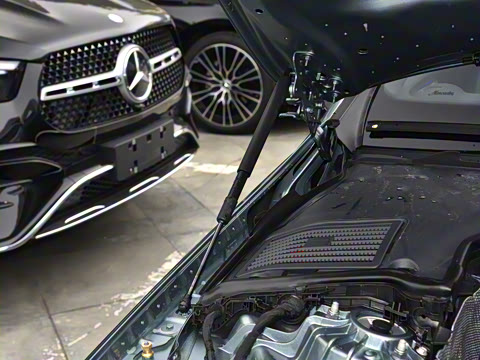 2026�� C 260 L �˶���