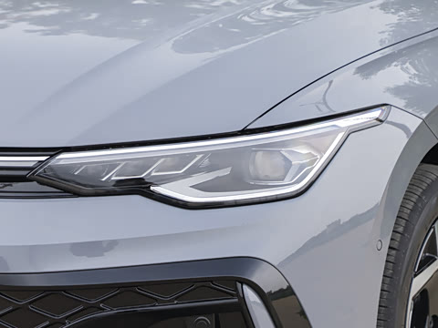 2026�� 300TSI R-Line