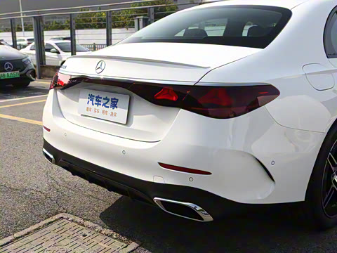 2026�� E 300 ʱ�����˶���