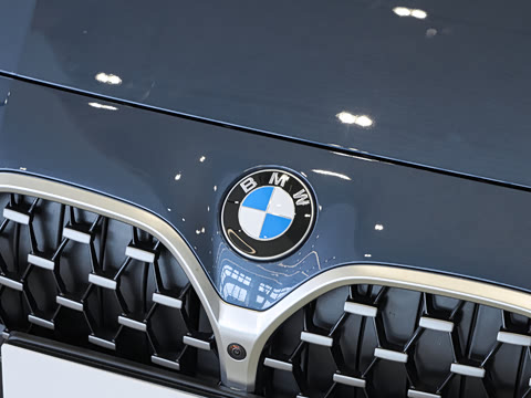 2026�� 425i M�˶���װ