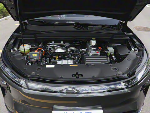 2025�� 185KM�����