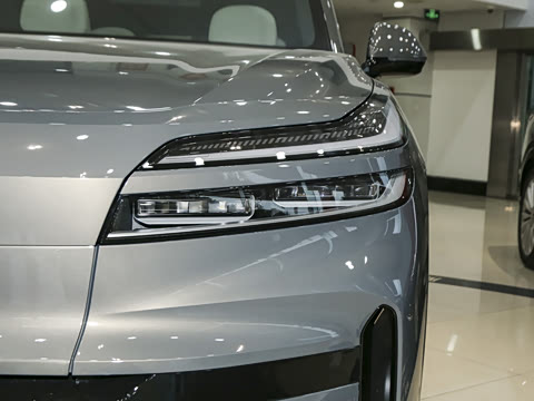 2025�� Max ������