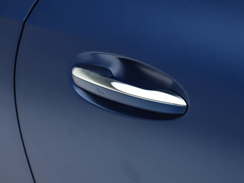 2026�� AMG CLE 53 4MATIC+ ���ܳ�