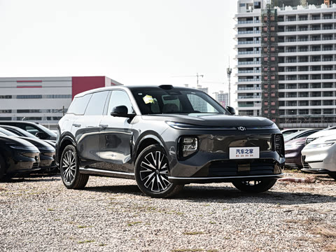 2025�� 215����������