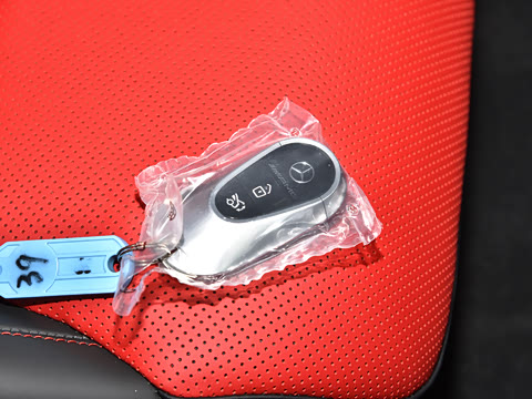 2026�� AMG CLE 53 4MATIC+ ������ܳ�