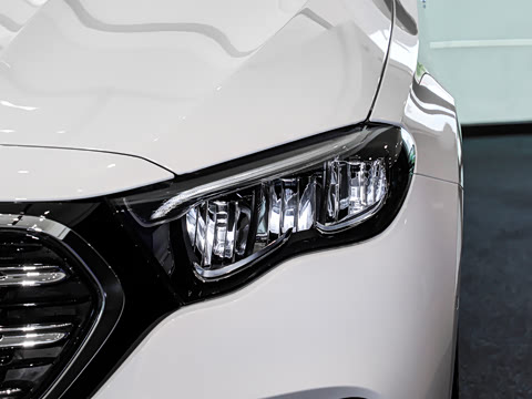 2026�� �Ŀ� E 260 L