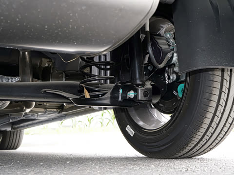 2027�� ���� 1.5L CVT������